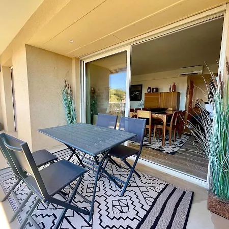 Penthouse De Standing Avec Jacuzzi Sainte-Maxime
